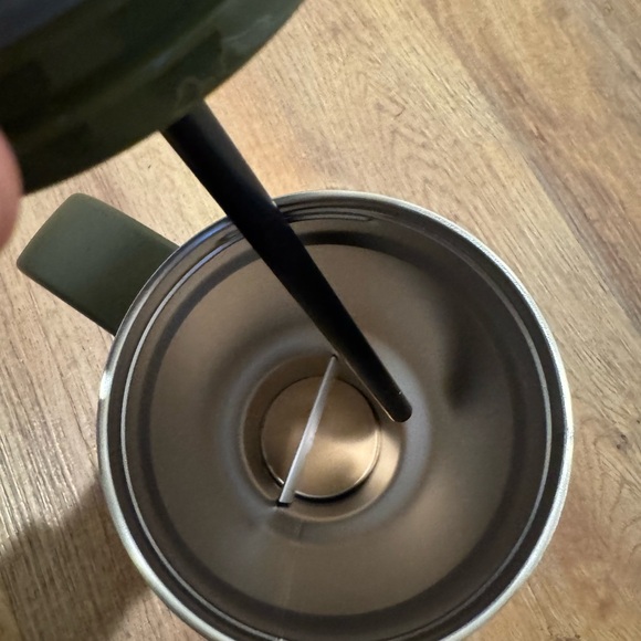 Disney Cream and Green tumbler - Picture 4 of 4